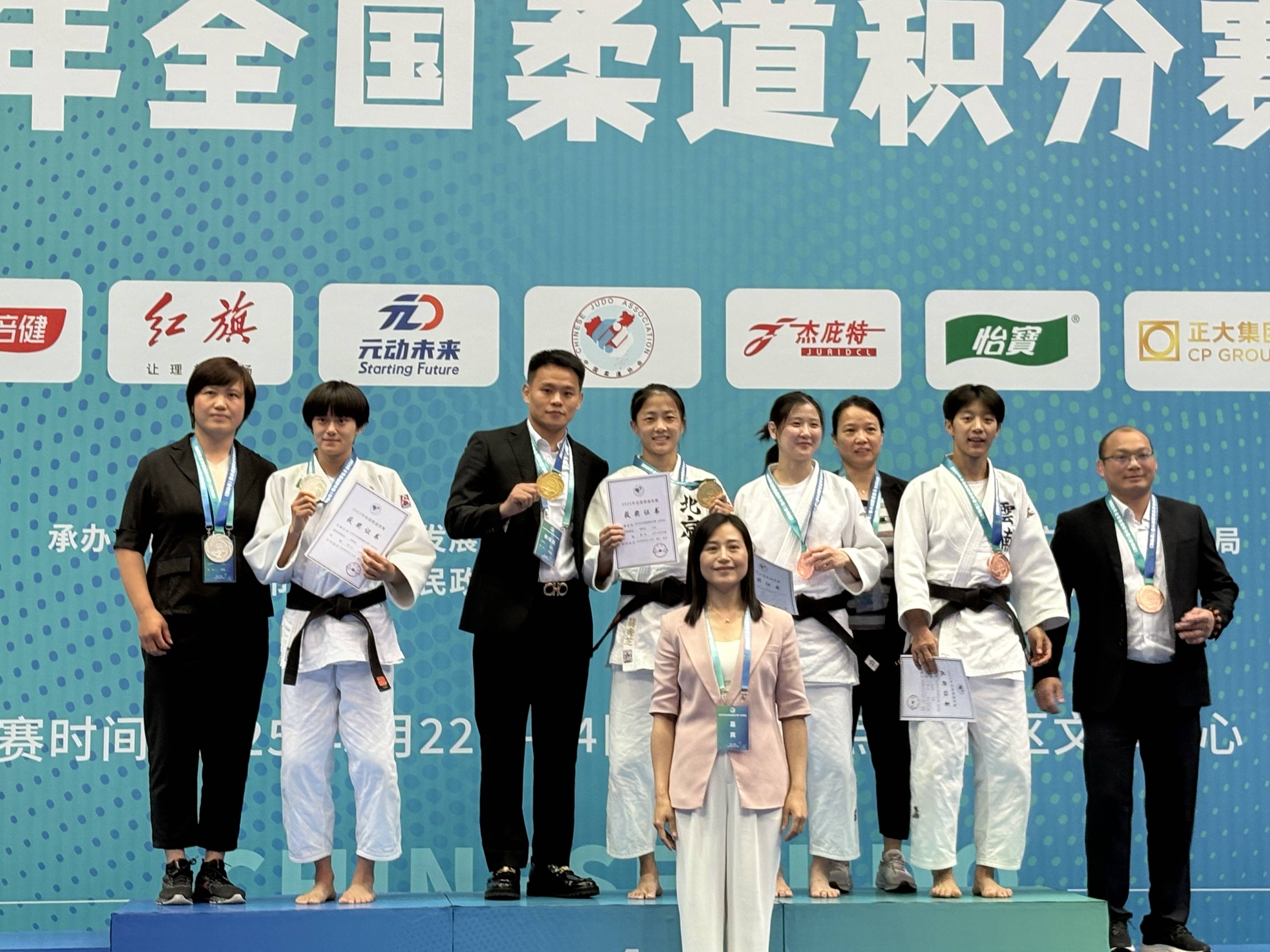 墨西哥代表团在柔道比赛中勇夺冠军