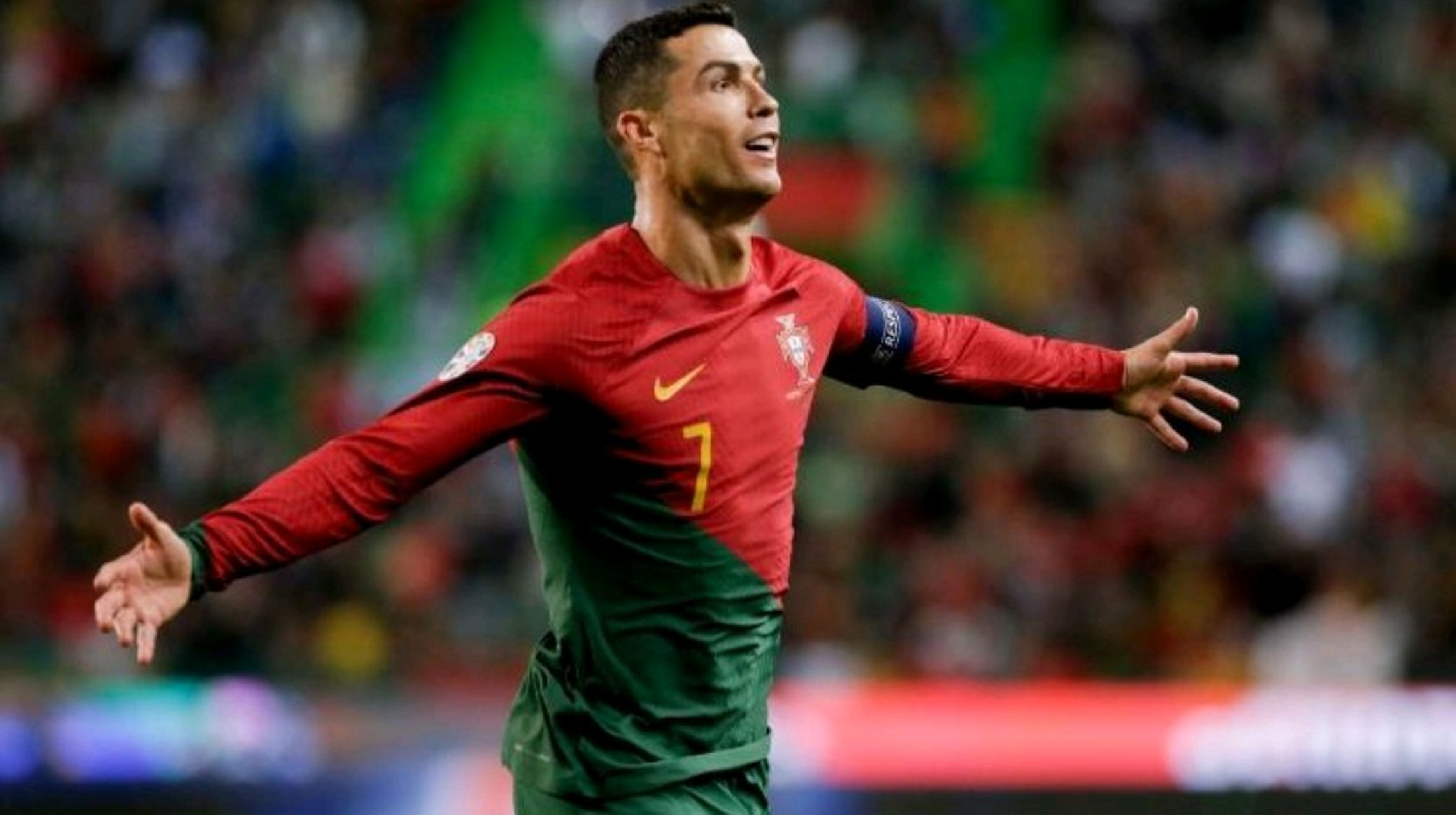 欧洲国家队代表国家荣誉，全力争夺胜利