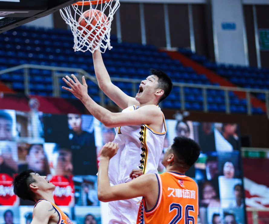 强队互搏，谁能笑到最后拿下胜利